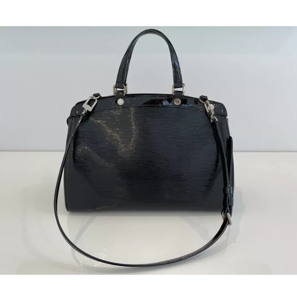 LOUIS VUITTON BREA MM EPI NOIR ELECTRIC HANDLE & SHOULDER BAG - Picture 9 of 16